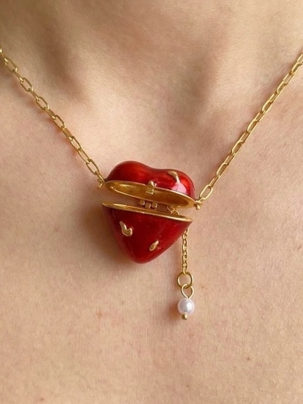 Gold and Red Heart Pendant Necklace - Picture 1 of 5